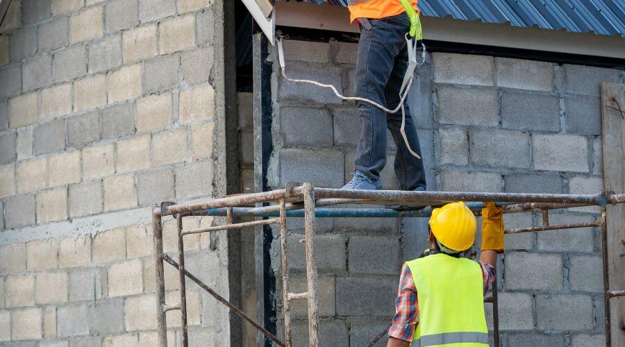 Professional gutter cleaning in Big Creek, WV